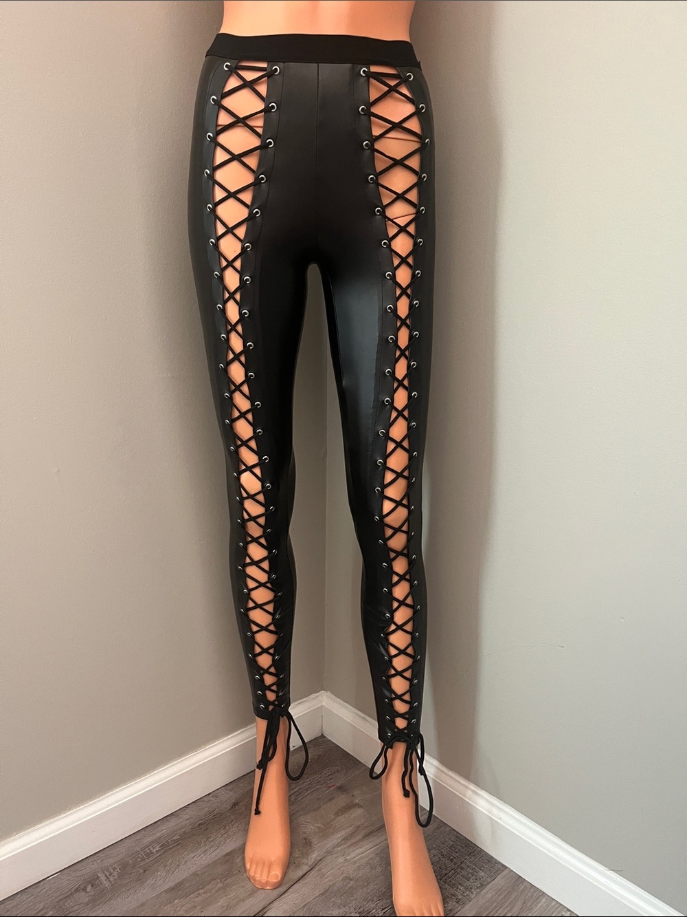 ‼️NWT‼️Dolls Kill X Current Mood Black High-Shine Faux Leather Leggings XXS